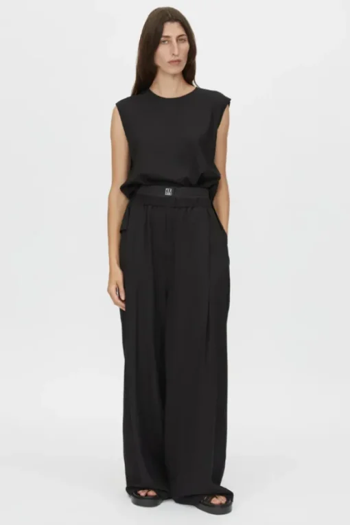 Aura Pant Black
