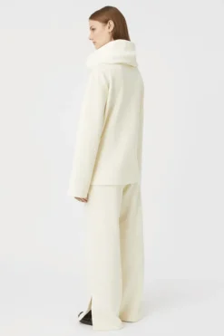 Baie Lounge Top Winter White