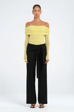 Blaire Off Shoulder Top Lemon