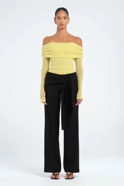 Blaire Off Shoulder Top Lemon