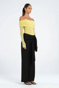 Blaire Off Shoulder Top Lemon