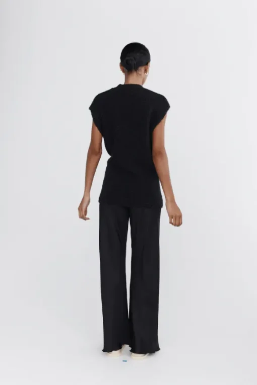 Bonita Vest Black
