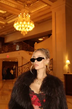 Cameron Earrings Gold