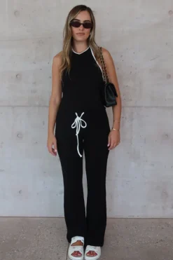 Charlie Halter Top Black/White