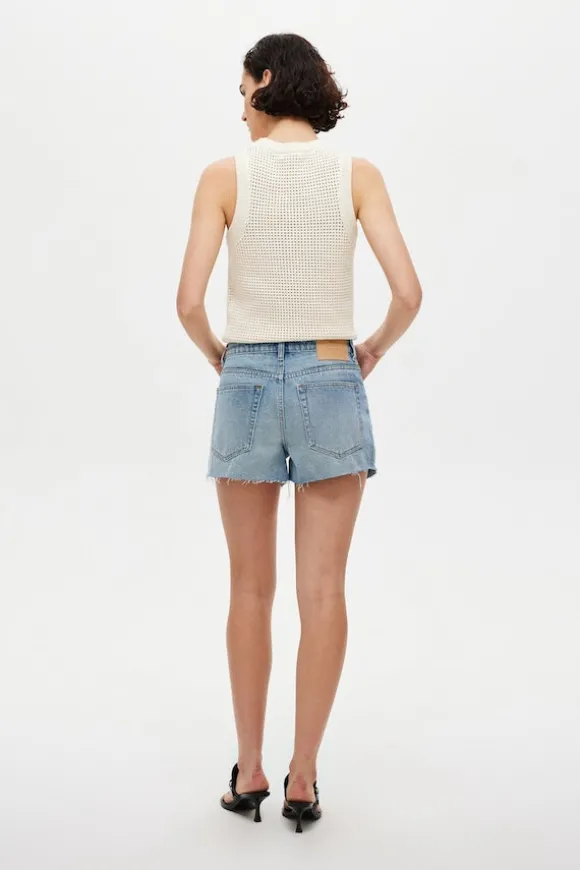 Daria Short Satellite