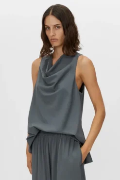 Essence Top Steel