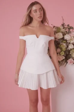 Exclusive Muse No. 1 White