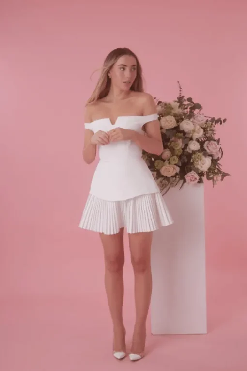 Exclusive Muse No. 1 White