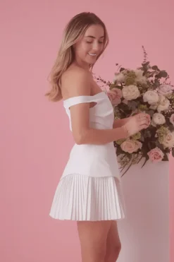 Exclusive Muse No. 1 White