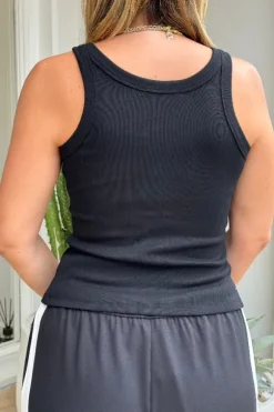 Frankie Scoop Tank Black