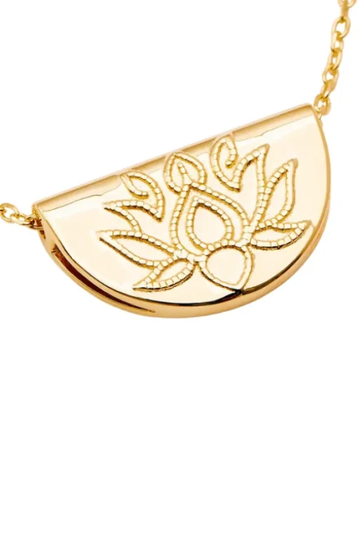 Gold Lotus Short Necklace