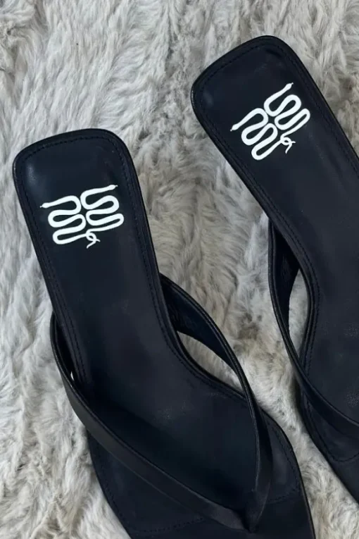 Kitty Heel Black