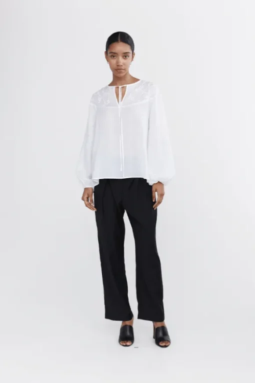 Ria Top Ivory