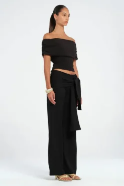 Rudi Off Shoulder Top Black
