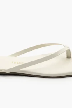 Square Toe Lily Cream