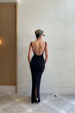 Verona Gown Black