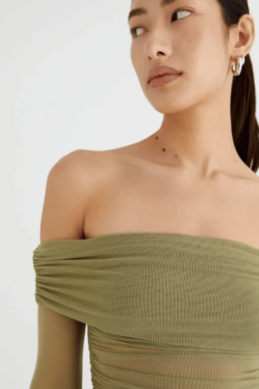 Yasmin Off Shoulder Top Pistachio